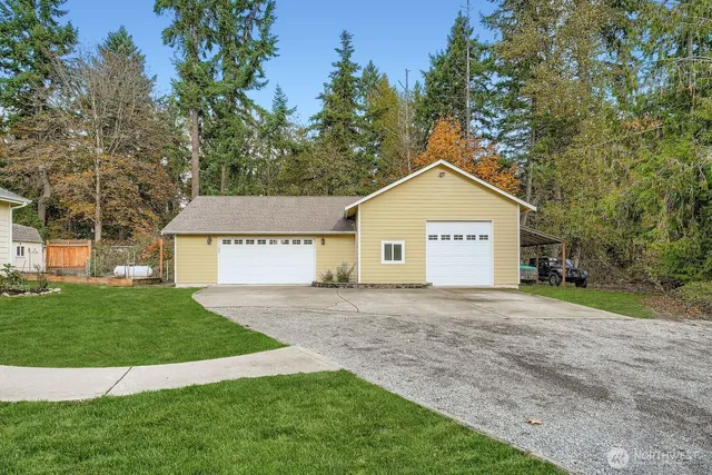 $900,000 | 30310 24th Avenue South, Roy, WA 98580