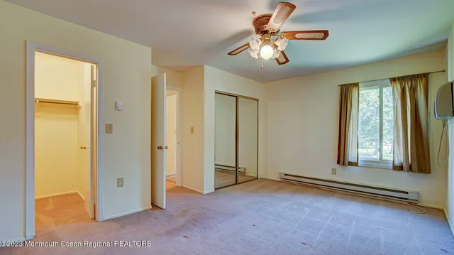 a view of empty room with window