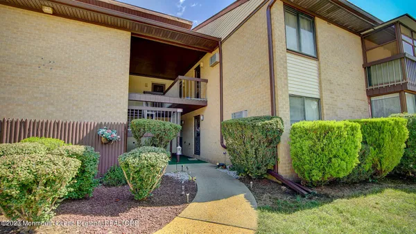 a view of a back yard of the house