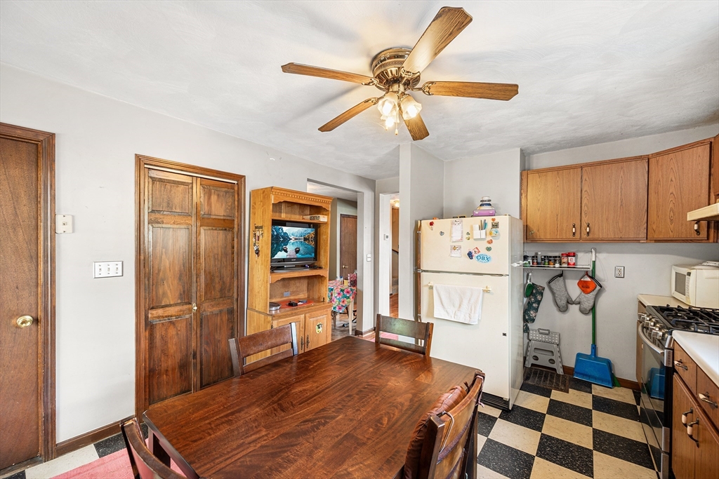 8 Myrtle Street Lynn, MA 01905 - Photo 5 of 36