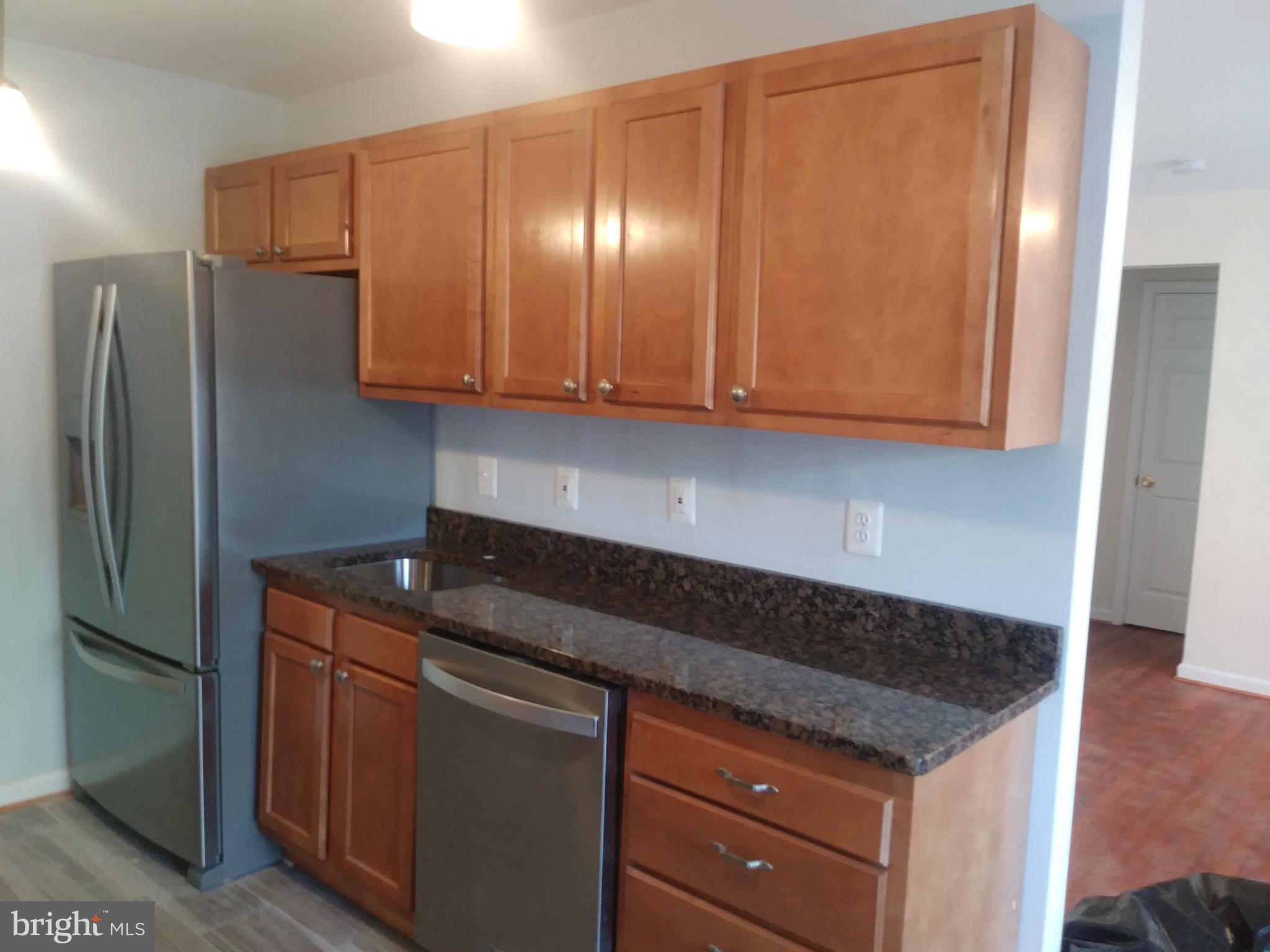 6707 Stanton Road Hyattsville, MD 20784 - Photo 11 of 27 Kitchen