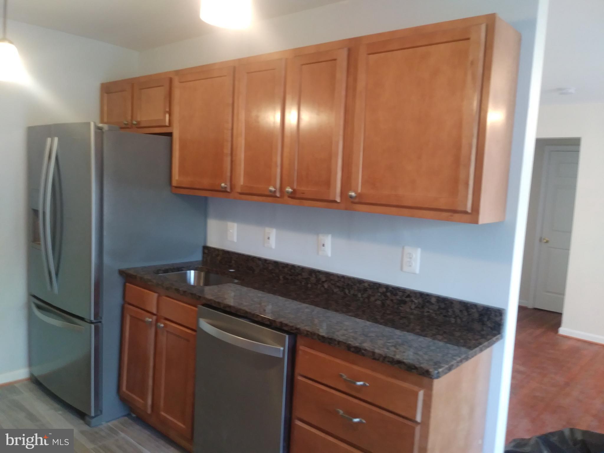 6707 Stanton Road Hyattsville, MD 20784 - Photo 14 of 27 Kitchen