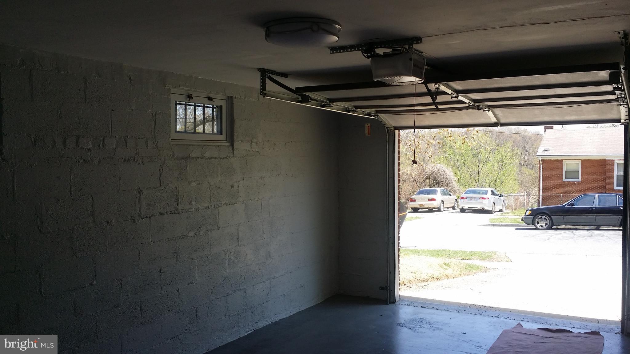 6707 Stanton Road Hyattsville, MD 20784 - Photo 26 of 27 1 car garage with remote control opener