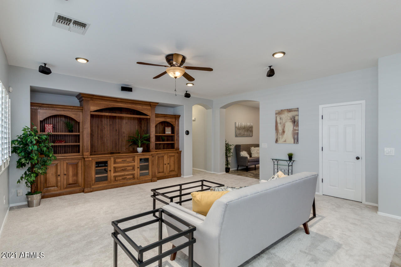 2714 East Rakestraw Lane Gilbert, AZ 85298 - Photo 16 of 42 07-Rakestraw