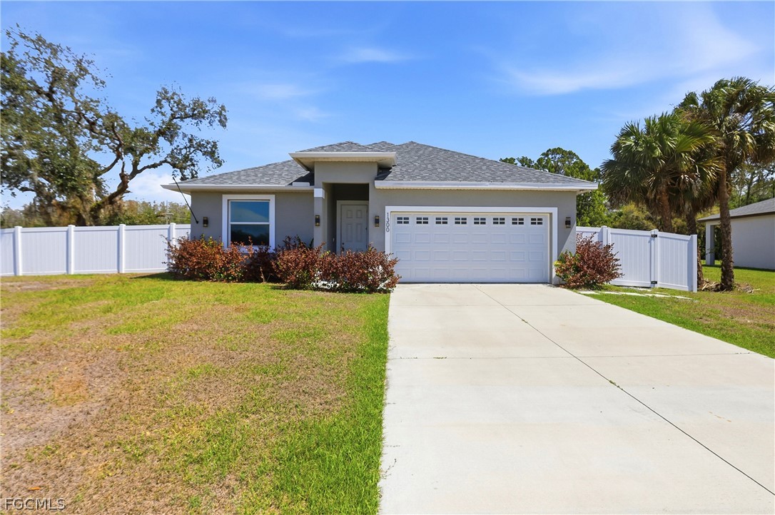 1300 Bucknell Road LaBelle, FL 33935 - Photo 1 of 37