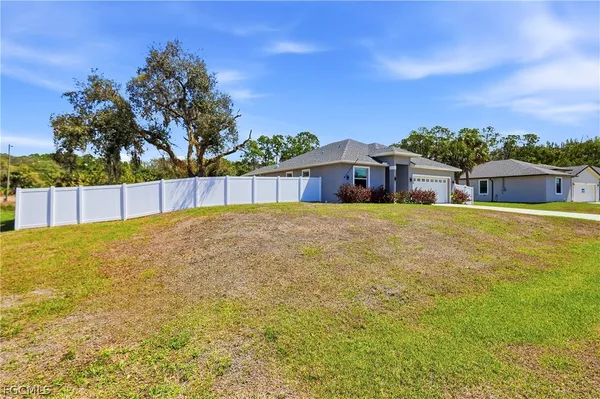 $359,000 | 1300 Bucknell Road, LaBelle, FL 33935
