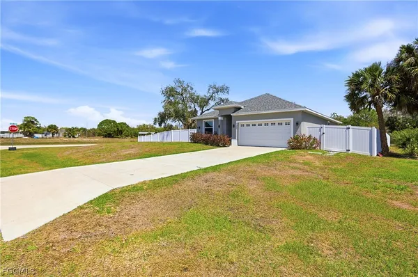 $359,000 | 1300 Bucknell Road, LaBelle, FL 33935
