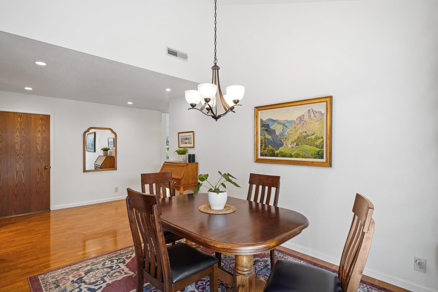4480 Merlin Way Soquel, CA 95073 - Photo 12 of 34 Gallery Image 12