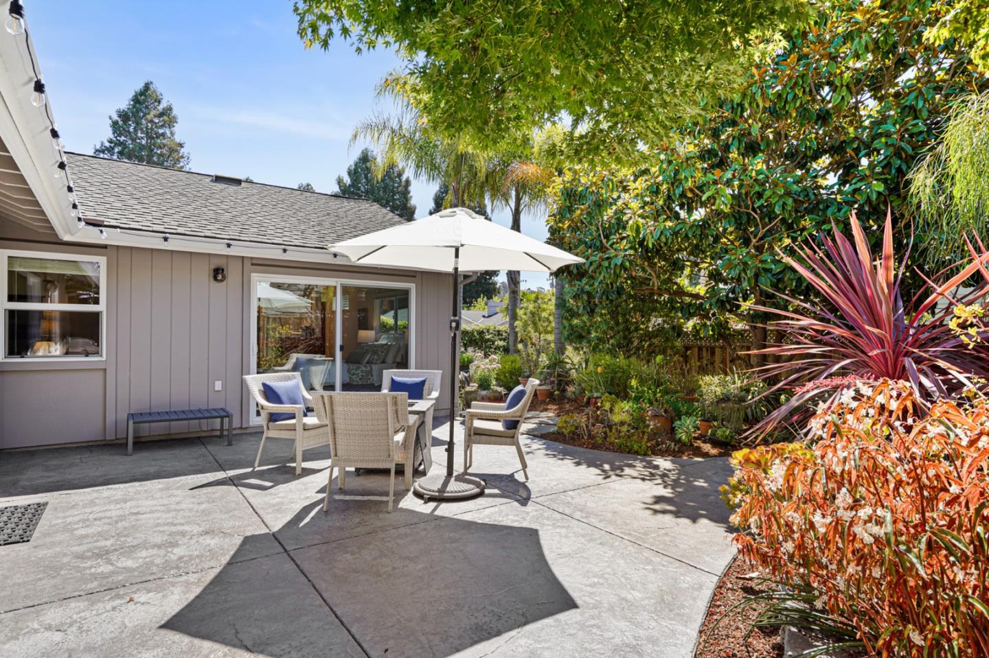 4480 Merlin Way Soquel, CA 95073 - Photo 14 of 34 Gallery Image 14
