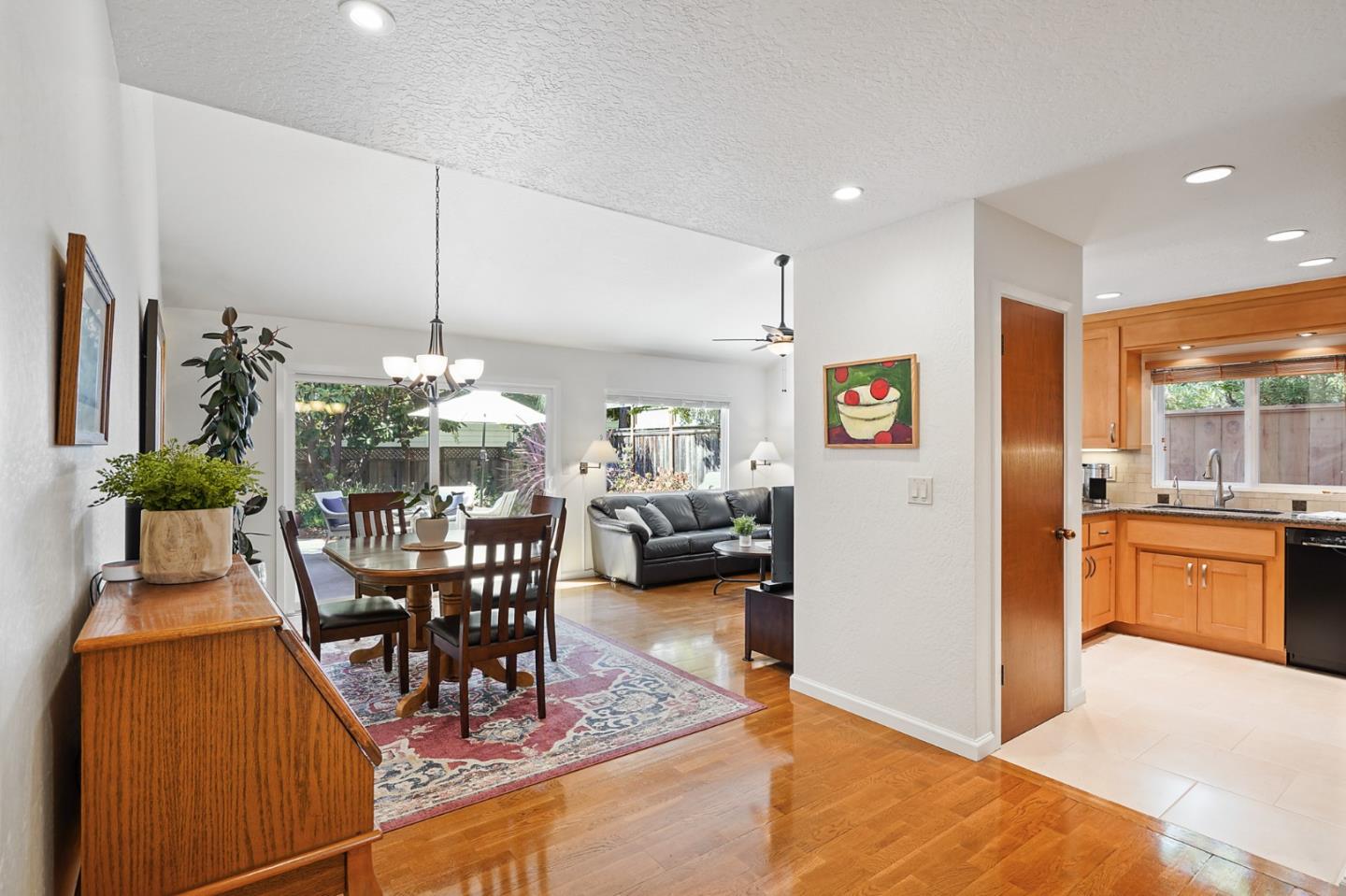 4480 Merlin Way Soquel, CA 95073 - Photo 6 of 34 Gallery Image 6