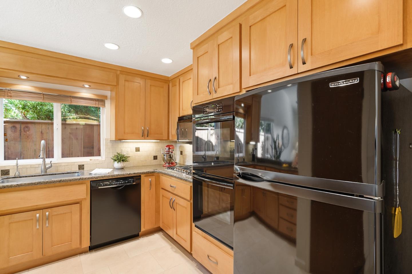 4480 Merlin Way Soquel, CA 95073 - Photo 8 of 34 Gallery Image 8