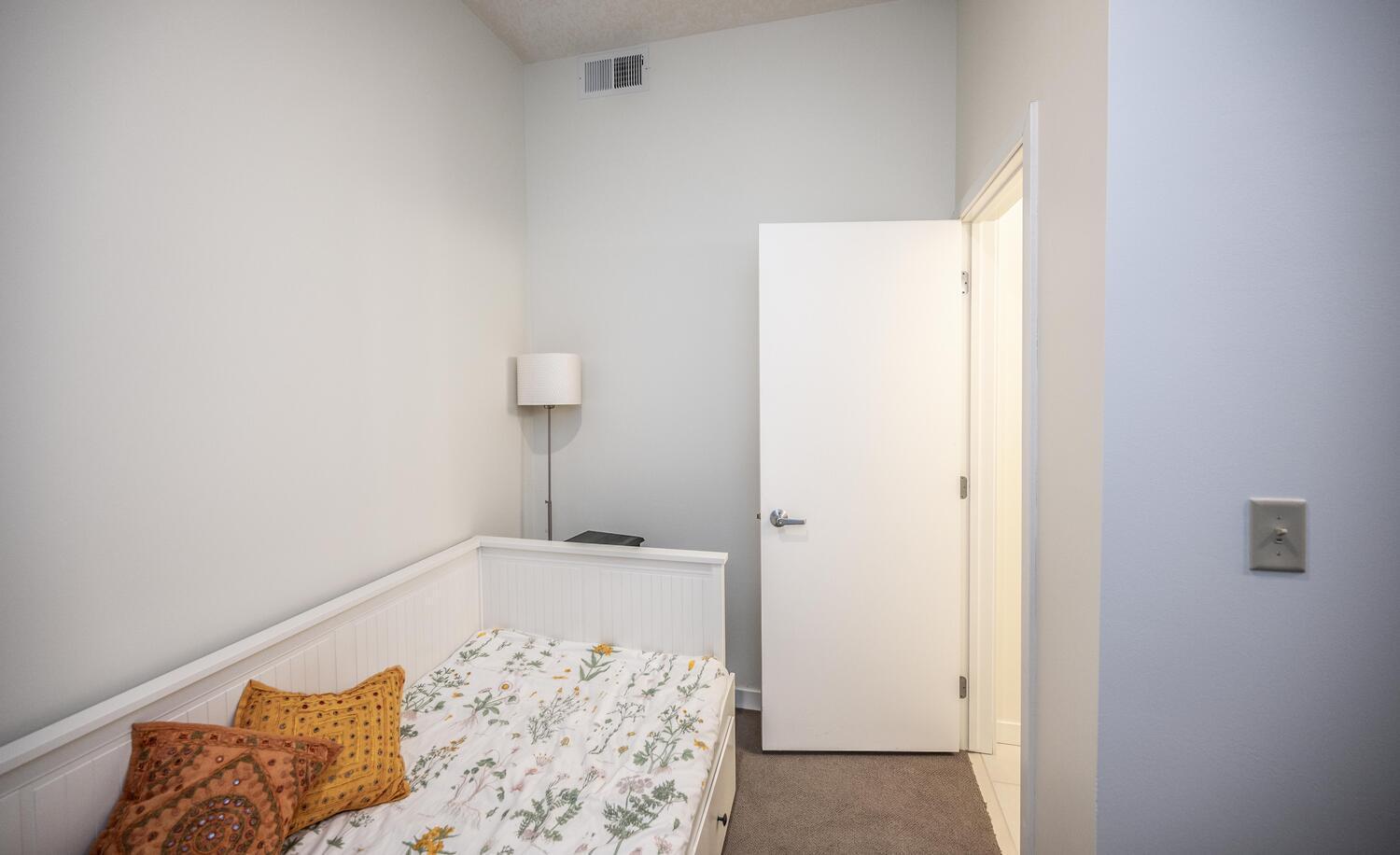 301 7th Street West, Unit 2103 Northfield, MN 55057 - Photo 13 of 29