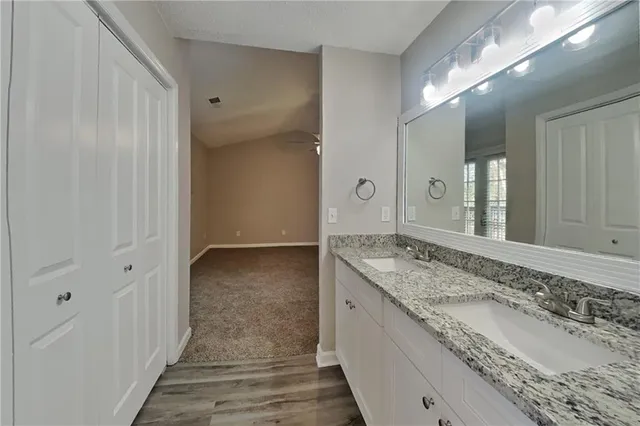 $2,300 | 4901 Duncan Wood Drive, Duluth, GA 30096