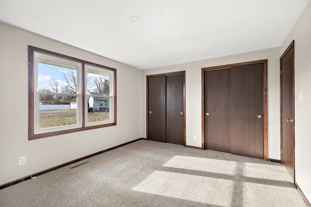 $148,000 | 1227 Peacock Lane, Bradley, IL 60915