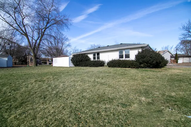 $148,000 | 1227 Peacock Lane, Bradley, IL 60915