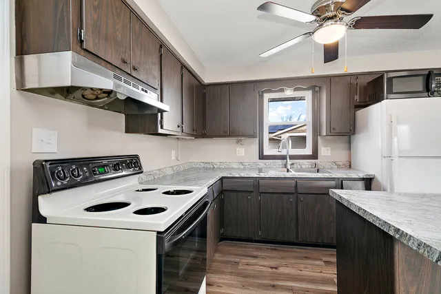 $148,000 | 1227 Peacock Lane, Bradley, IL 60915