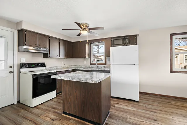 $148,000 | 1227 Peacock Lane, Bradley, IL 60915