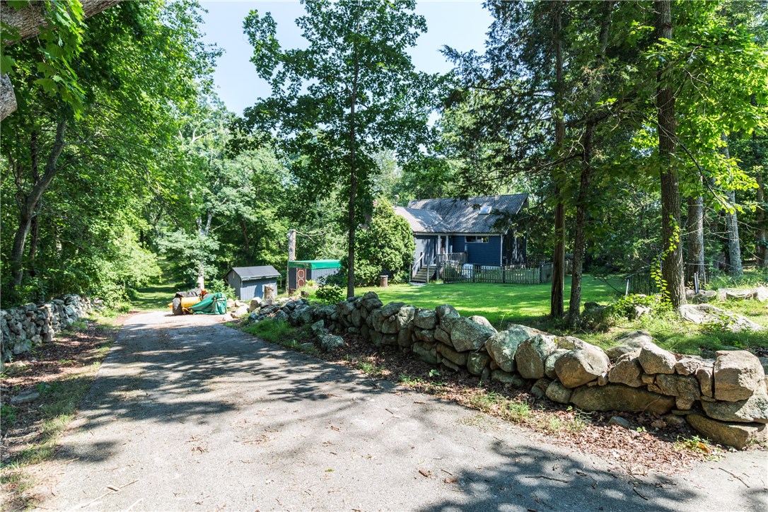 255 Gardner Road Exeter, RI 02822 - Photo 31 of 40 Driveway
