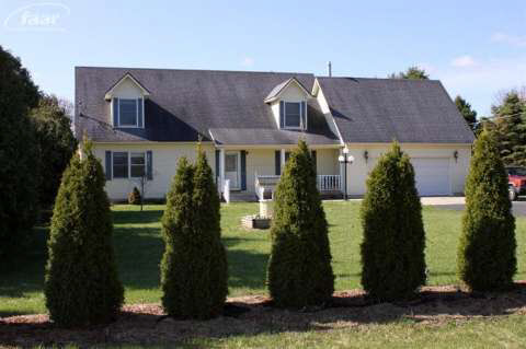 10157 West Stanley Road Flushing, MI 48433 - Photo 4 of 34 20398458-3.JPG