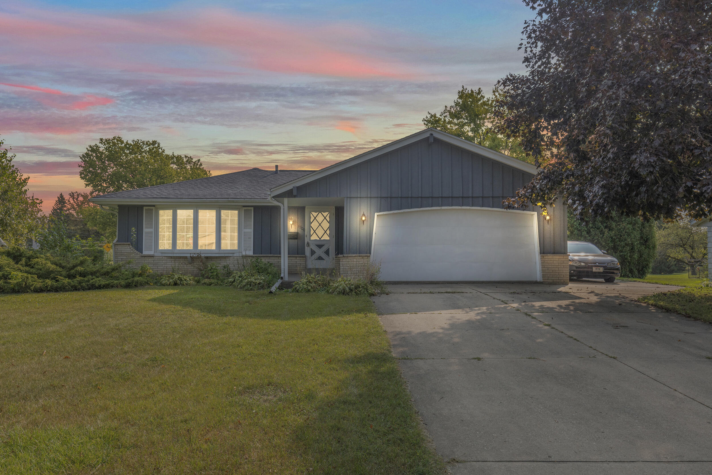 1_photo sep 09 2024, 8 31 58 pm (2)