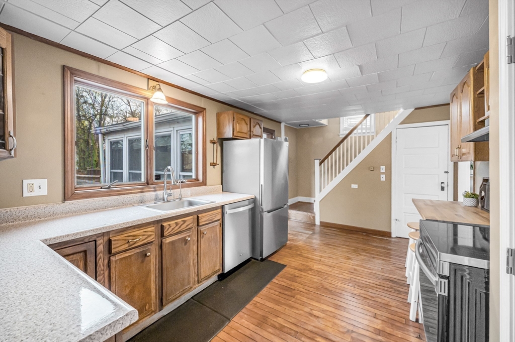 10 Kelsey Street East Longmeadow, MA 01028 - Photo 10 of 28 a large room with wooden floor and windows