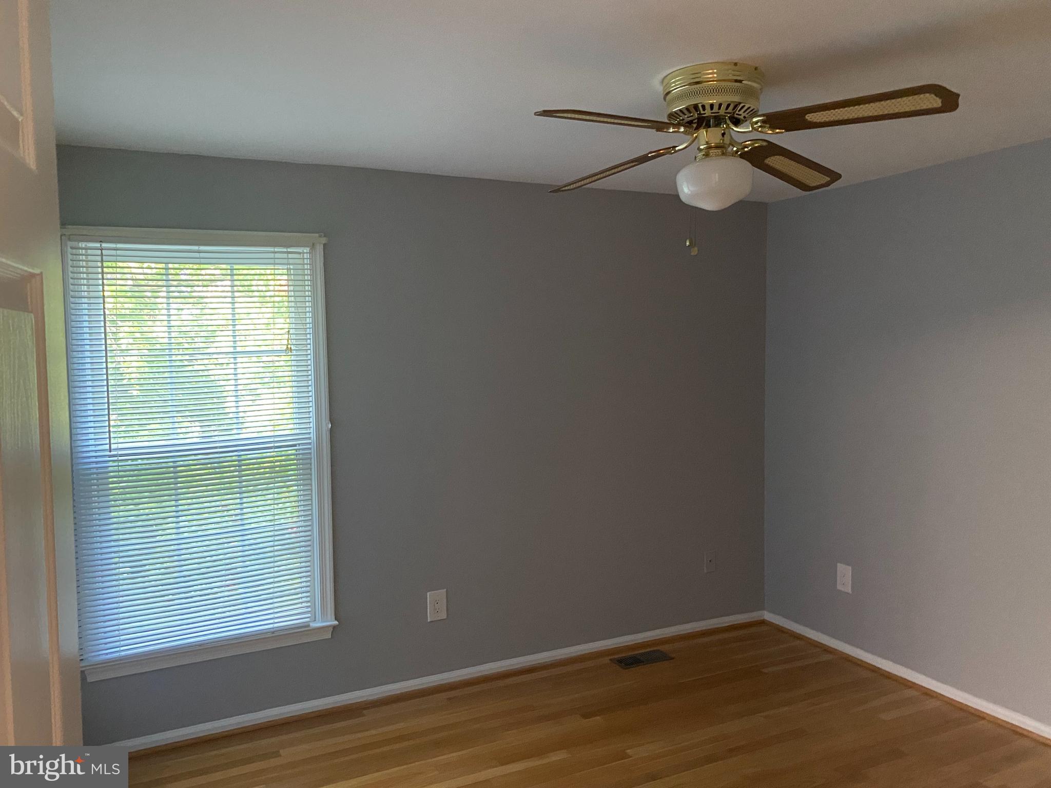 108 Hamilton Road Sterling, VA 20165 - Photo 26 of 48 Bedroom
