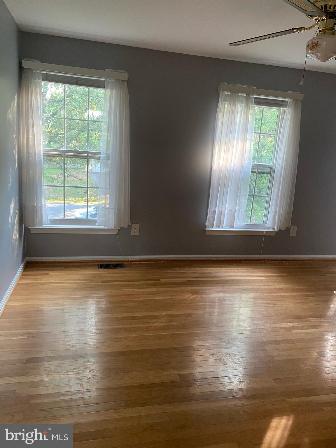 108 Hamilton Road Sterling, VA 20165 - Photo 28 of 48 Bedroom