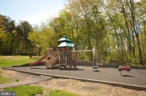 108 Hamilton Road Sterling, VA 20165 - Photo 46 of 48 Community Amenities