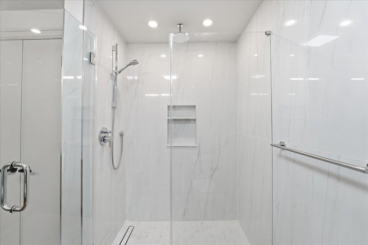 921 Madison Street, Unit 605 Hoboken, NJ 07030 - Photo 25 of 35