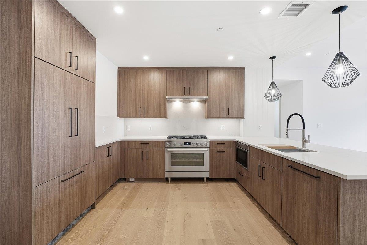 921 Madison Street, Unit 605 Hoboken, NJ 07030 - Photo 4 of 35