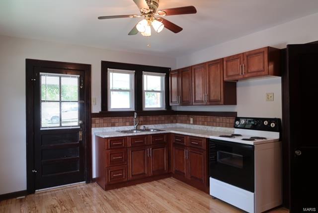 3841 Fee Fee Road Bridgeton, MO 63044 - Photo 3 of 16 Gallery Image 3