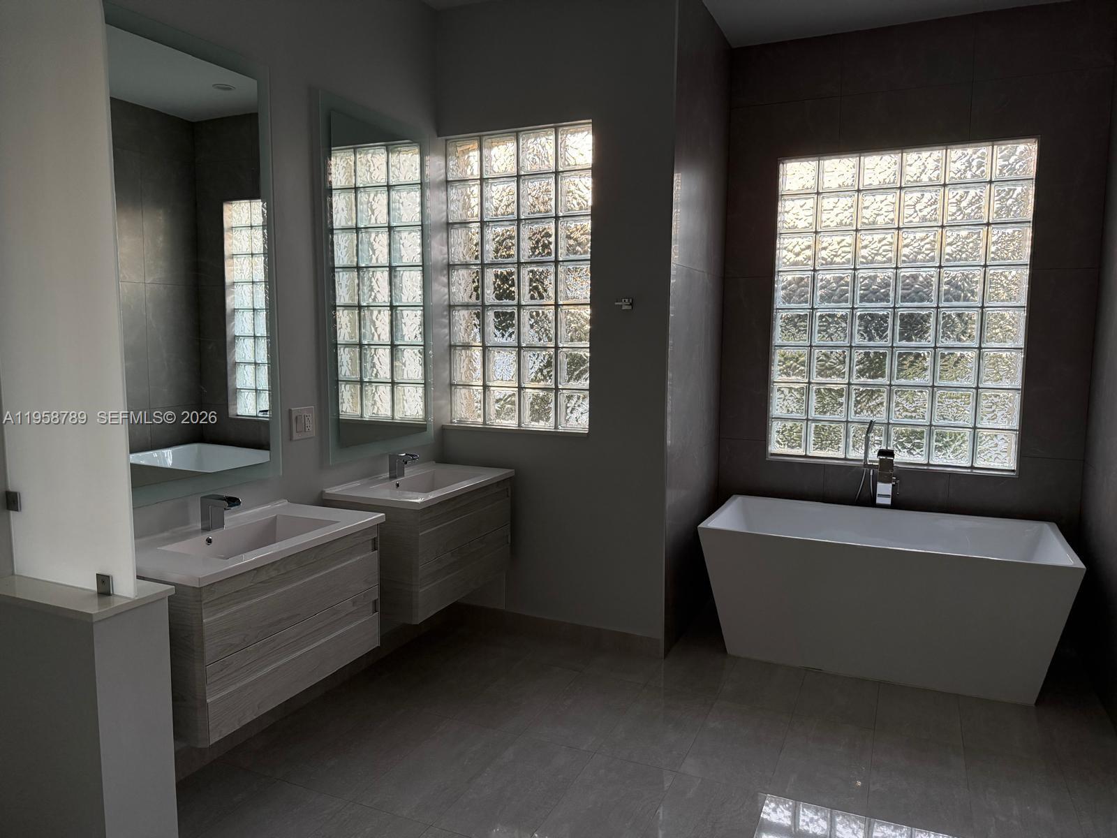 5455 Southwest 191st Terrace Miramar, FL 33029 - Photo 26 of 54