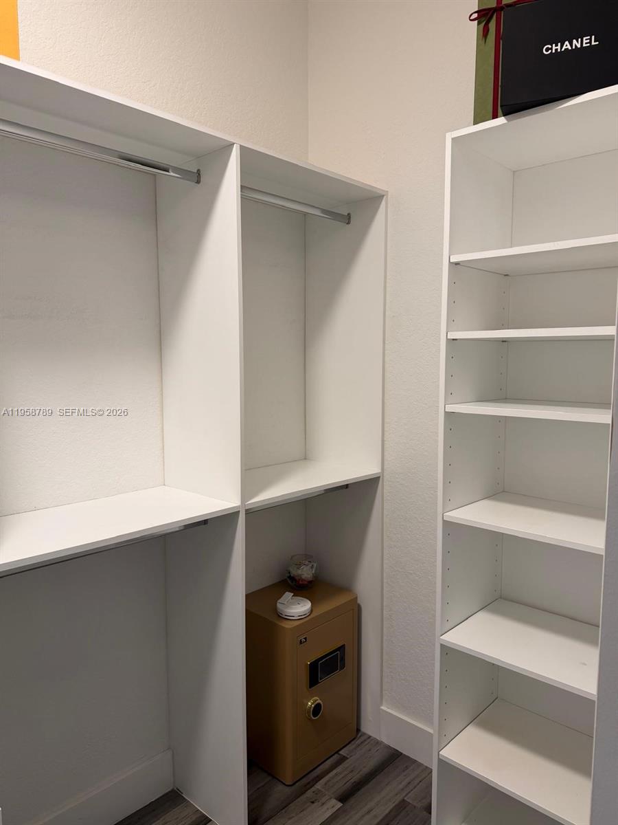 5455 Southwest 191st Terrace Miramar, FL 33029 - Photo 32 of 54