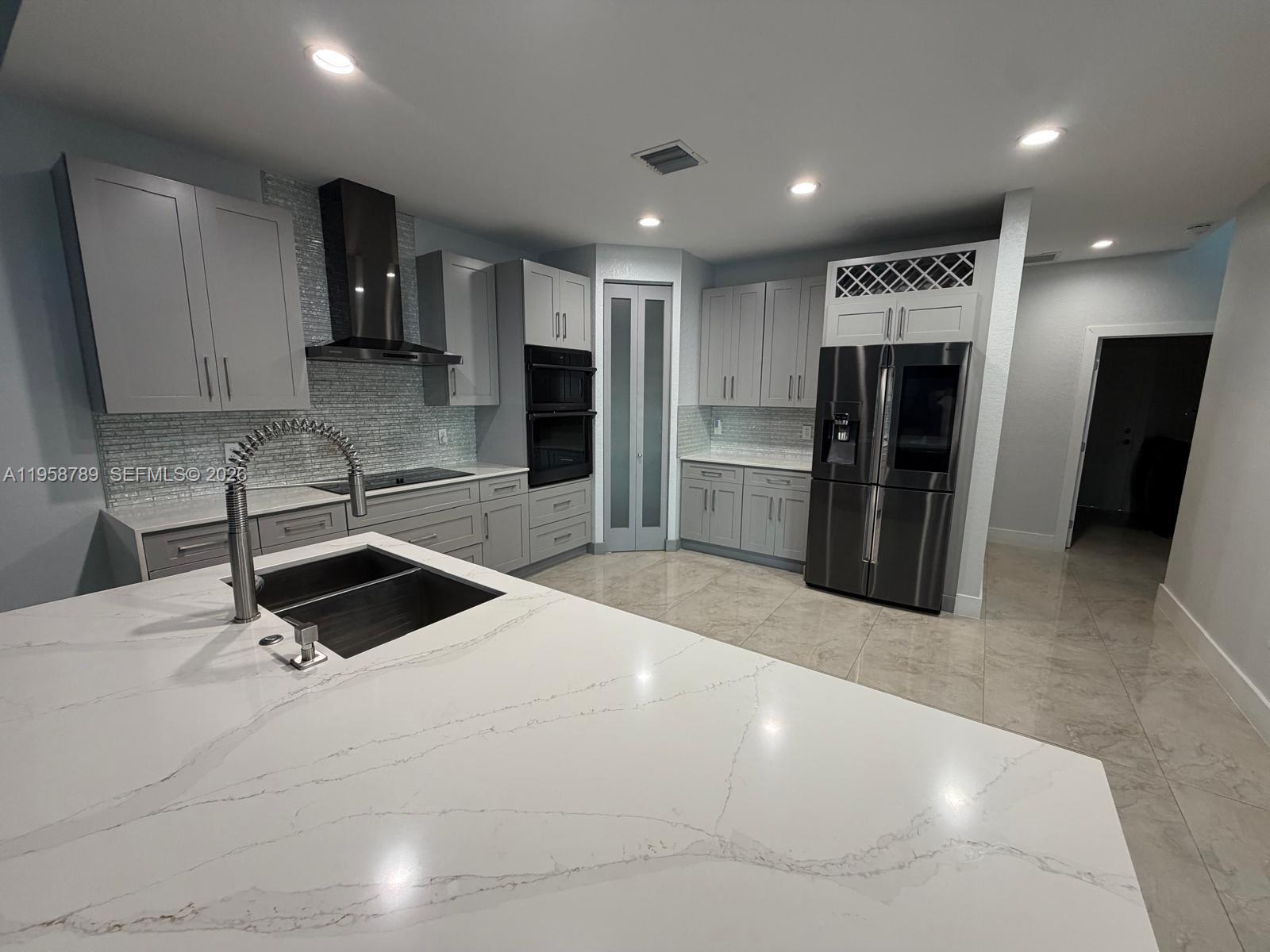 5455 Southwest 191st Terrace Miramar, FL 33029 - Photo 8 of 54