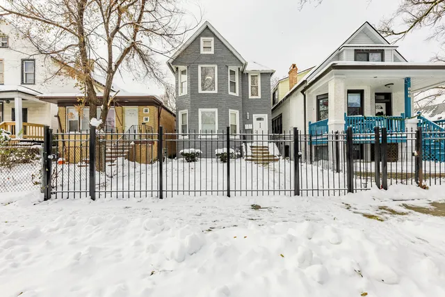 $1,500 | 420 North Lockwood Avenue, Unit 2, Chicago, IL 60644