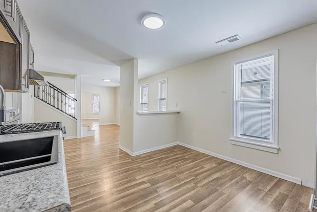 $1,500 | 420 North Lockwood Avenue, Unit 2, Chicago, IL 60644