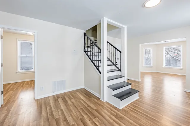 $1,500 | 420 North Lockwood Avenue, Unit 2, Chicago, IL 60644