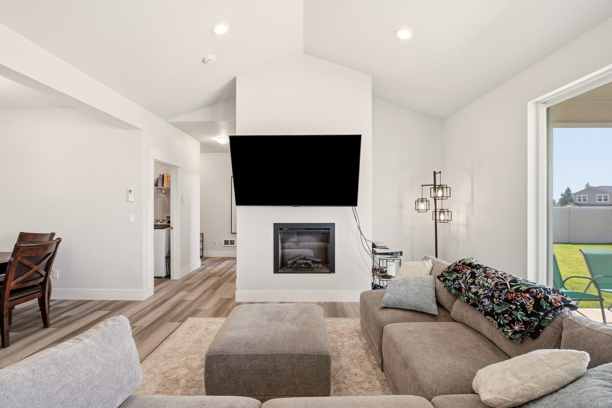 5949 South Sherri Lee Road Spokane, WA 99224 - Photo 6 of 31