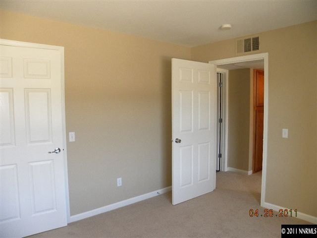 2000 Silverada Boulevard, Unit 1013 Reno, NV 89512 - Photo 5 of 7 Photo 5