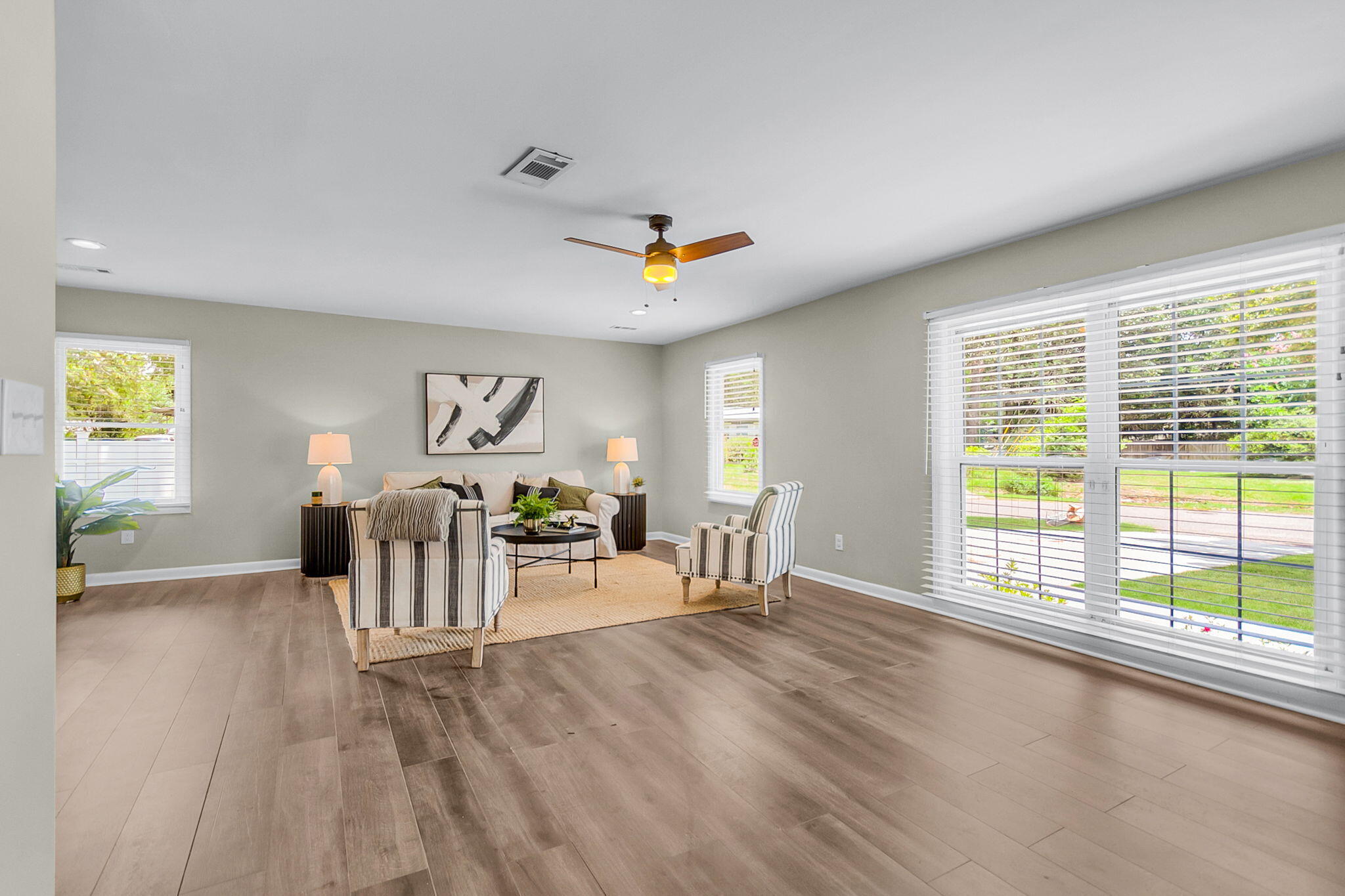 1668 Mepkin Road Charleston, SC 29407 - Photo 11 of 37 Large Windows