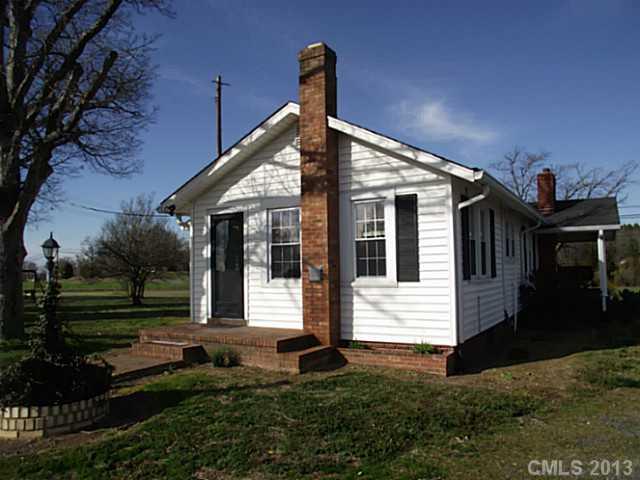 6500 Barrier Store Road Mount Pleasant, NC 28124 - Photo 3 of 16 Gallery Image 3