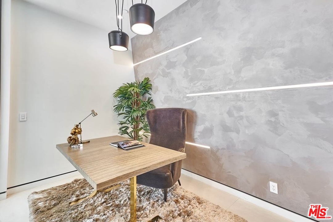 6509 Colgate Avenue Los Angeles, CA 90048 - Photo 6 of 15