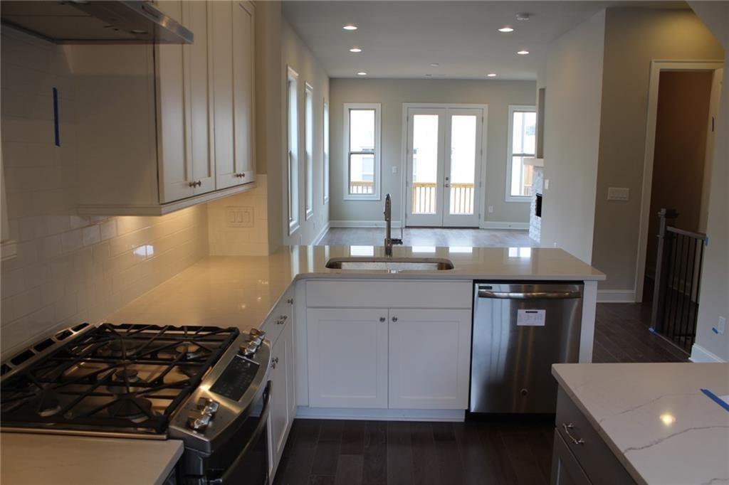 4761 Roswell Road Atlanta, GA 30342 - Photo 9 of 17