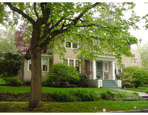 1 Laconia Road Worcester, MA 01609 - Photo 1 of 25 Gallery Image 1