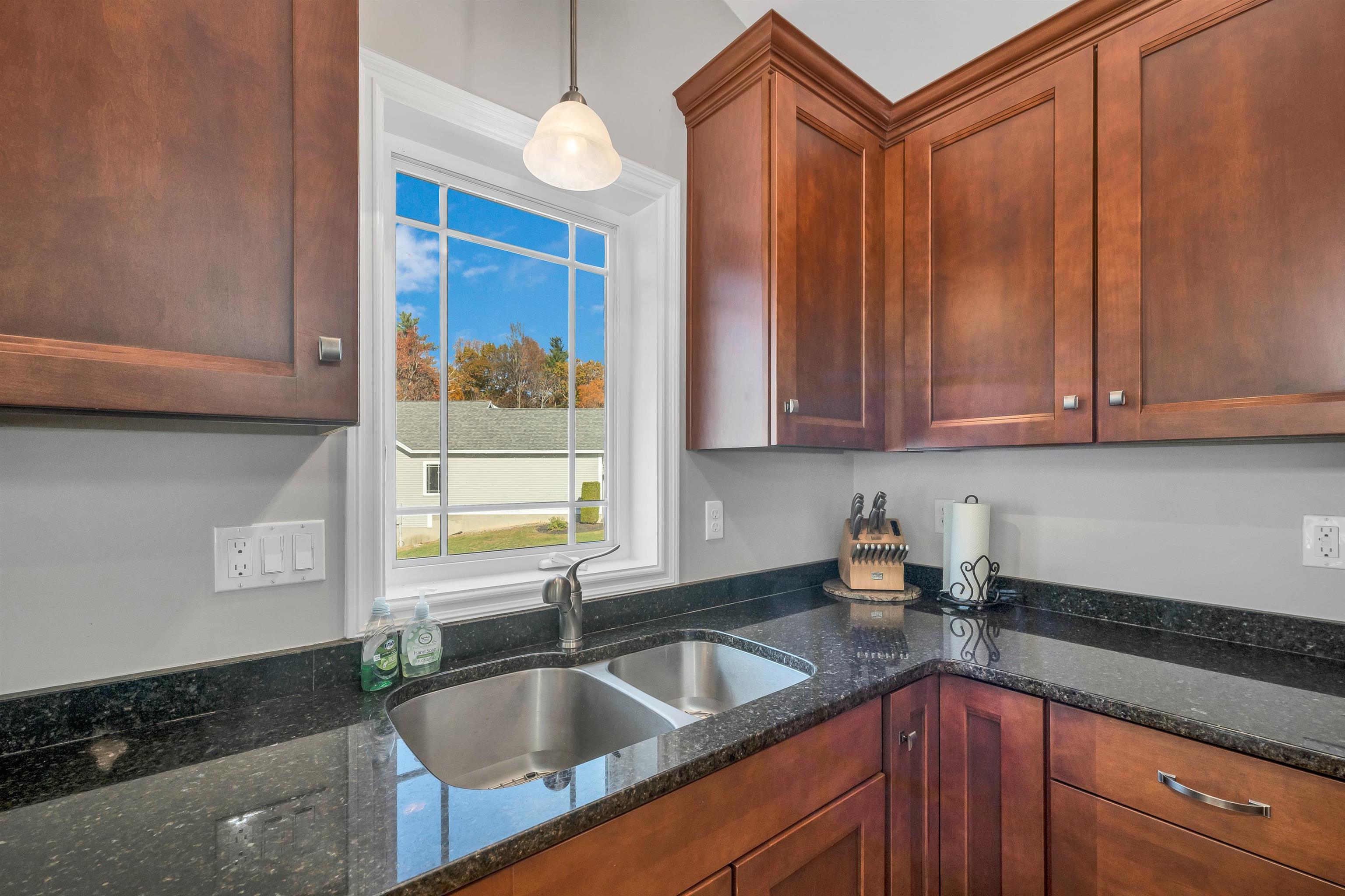 7 Evergreen Way Windham, NH 03087 - Photo 26 of 56