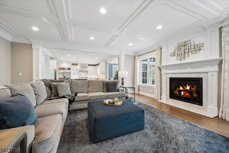 17 Countryside Lane Warren, NJ 07059 - Photo 11 of 47