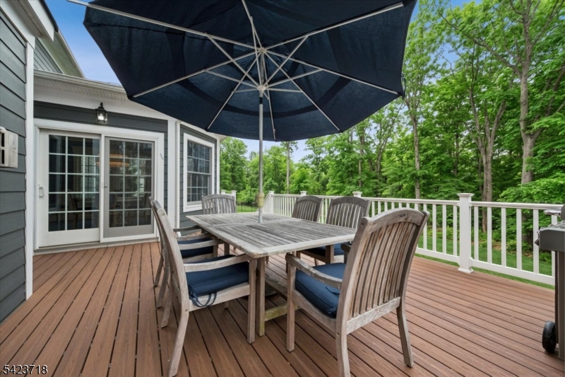 17 Countryside Lane Warren, NJ 07059 - Photo 24 of 47