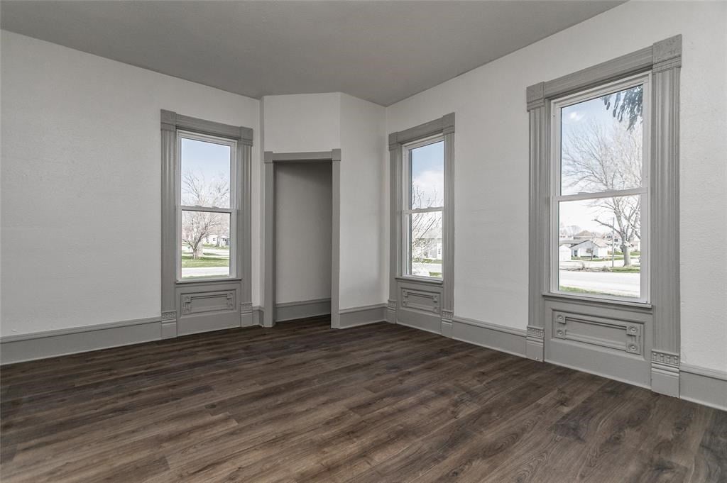 99 5th Avenue Keystone, IA 52249 - Photo 10 of 36 Gallery Image 10
