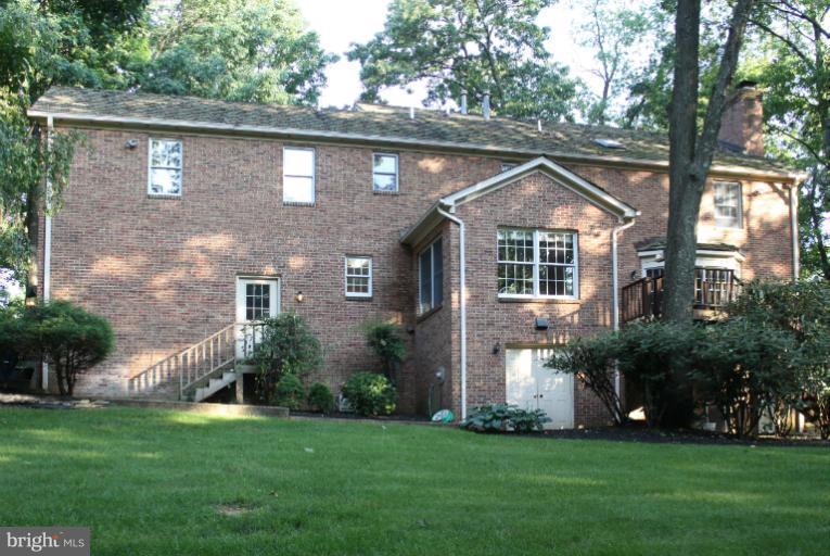 181 McGuire Road Winchester, VA 22603 - Photo 21 of 30 Exterior (Rear)