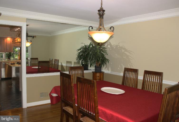 181 McGuire Road Winchester, VA 22603 - Photo 6 of 30 Dining Room